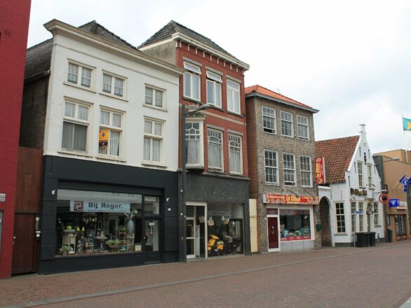 free-sector-houses for rent on Markt